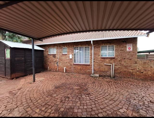 2 BEDROOM HOUSE SOLD IN HESTEAPARK
